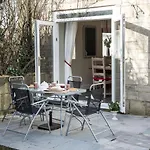 Newly Renovated Old Bakery House In Bath, 3 Bedroom, Free Parking